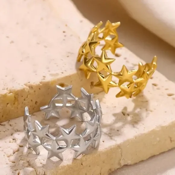 Gold Star Ring - Picture 2 of 5